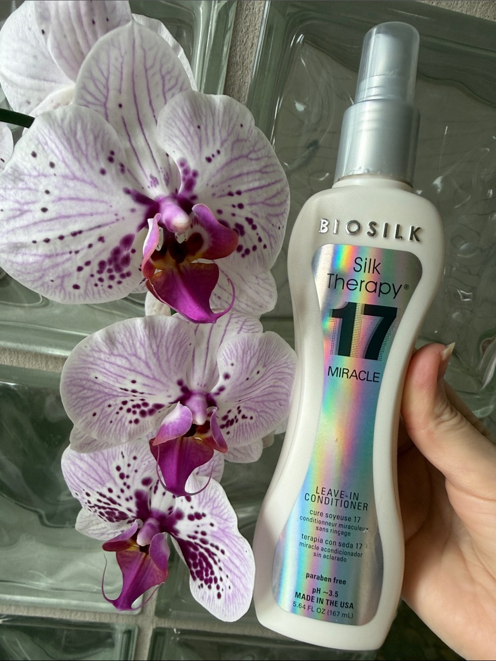 BIOSILK Silk Therapy 17 Miracle Leave-In Conditioner